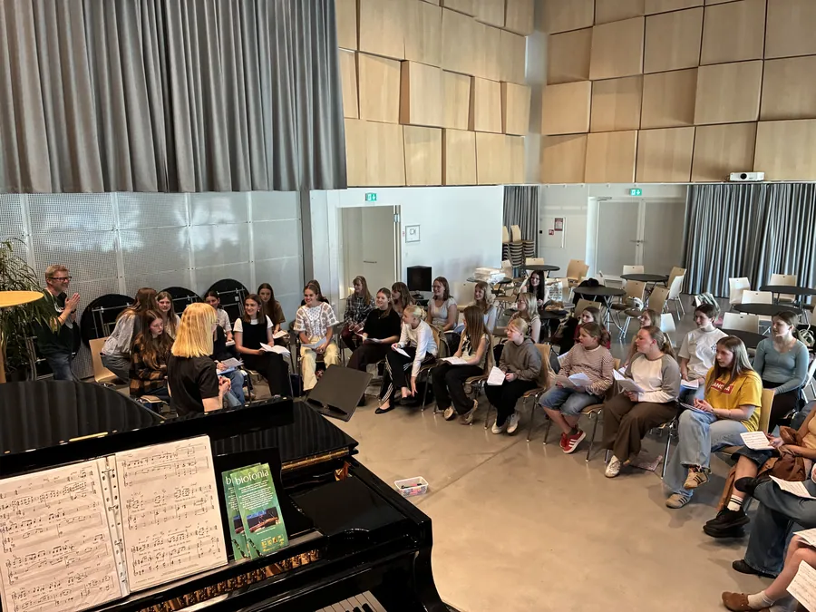 Nordjysk Pigekor in rehearsal
